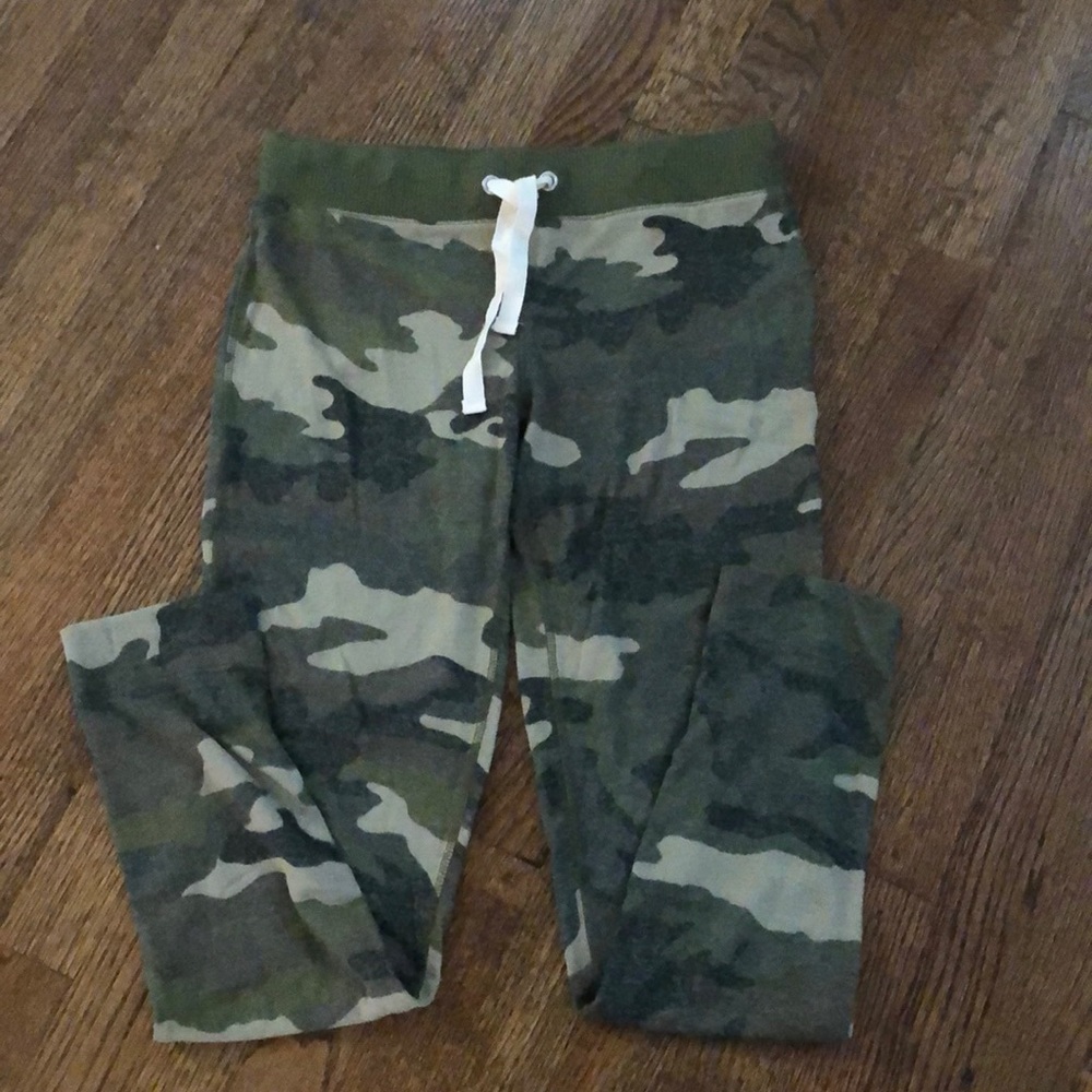 NWT J. Crew Factory Camo Joggers - Med Petite